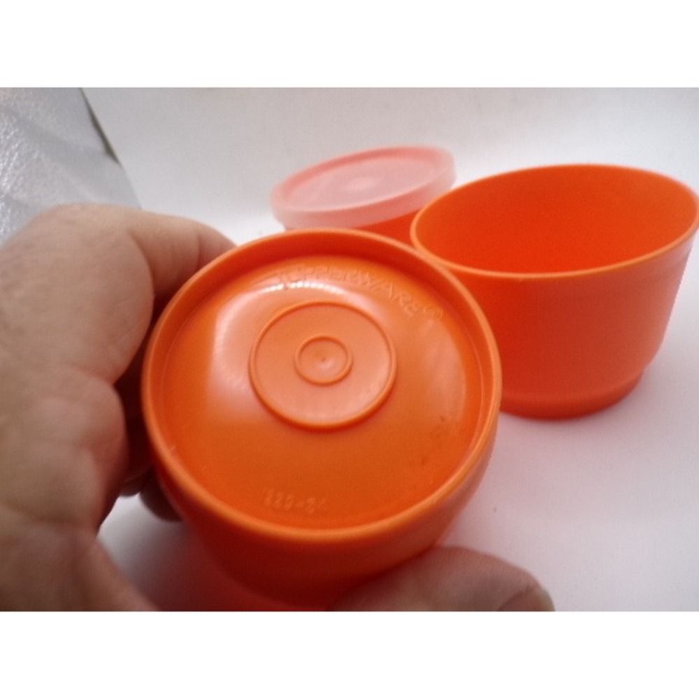 Vintage Tupperware Orange Snack Cups Set of 3 with Lid 229-34 Stackable Bowls - Picture 2 of 3